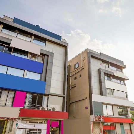 فندق Capital O Maple View Naroda المظهر الخارجي الصورة