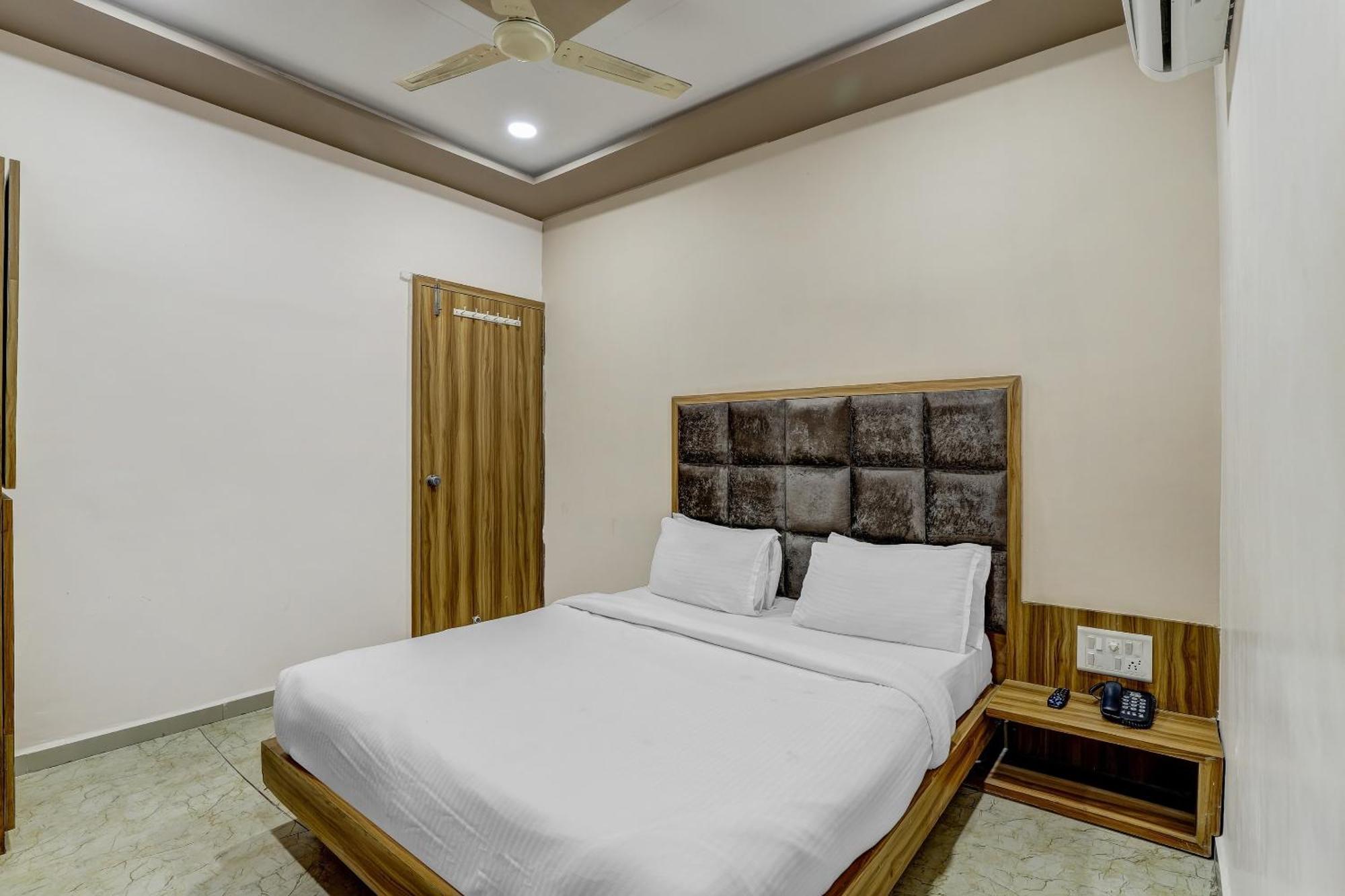 فندق Capital O Maple View Naroda المظهر الخارجي الصورة