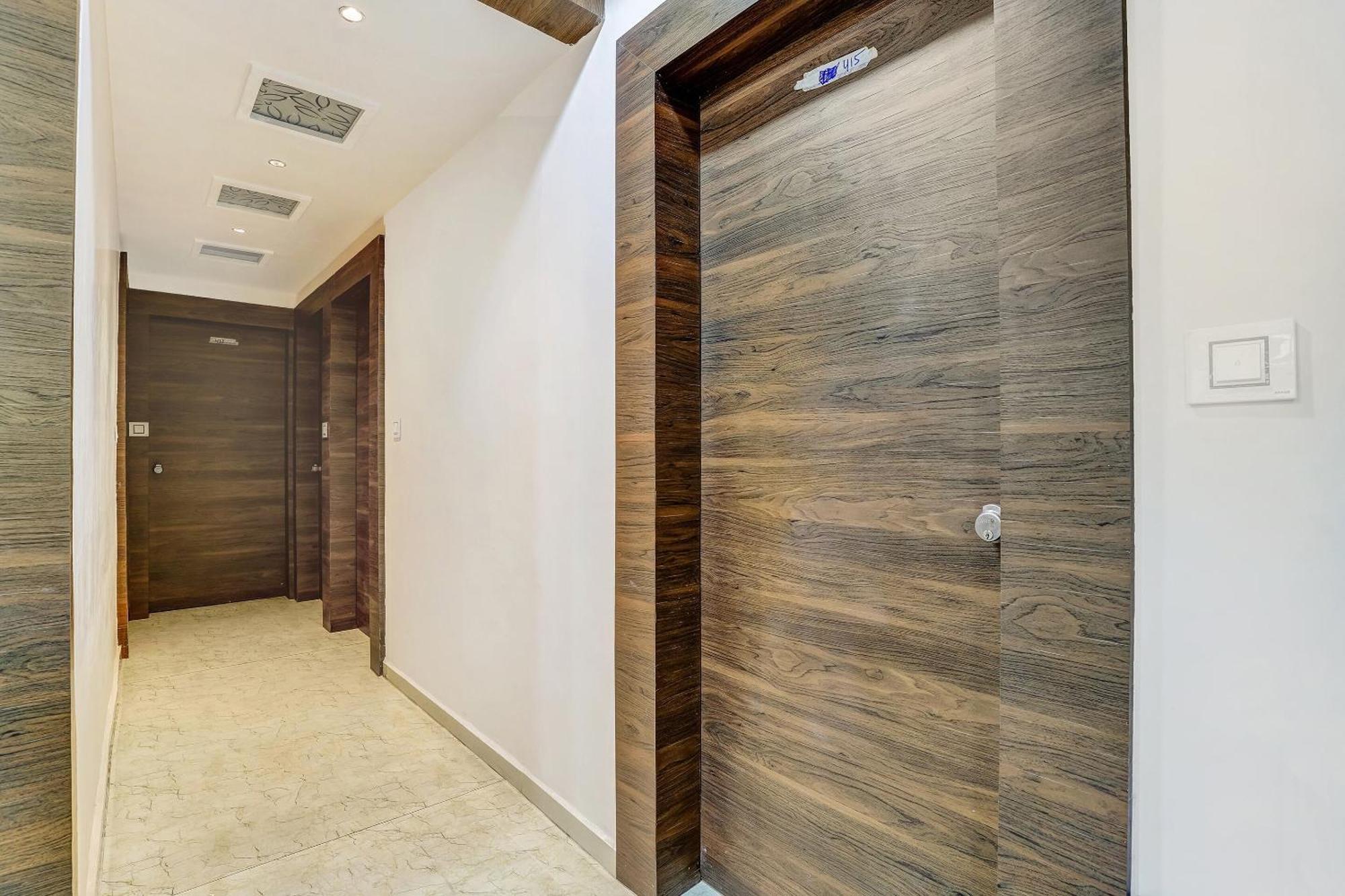 فندق Capital O Maple View Naroda المظهر الخارجي الصورة