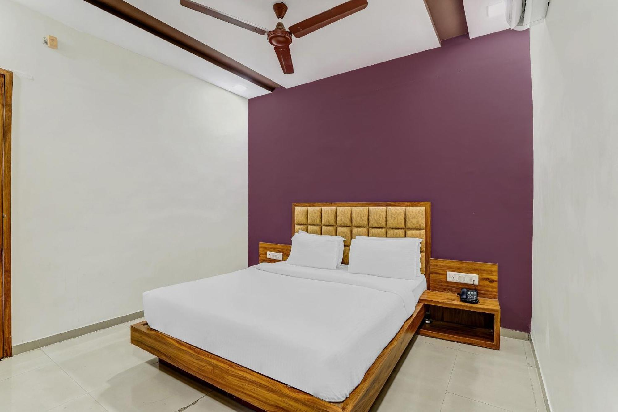 فندق Capital O Maple View Naroda المظهر الخارجي الصورة
